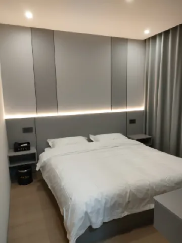 Guzhen Jincheng Hotel