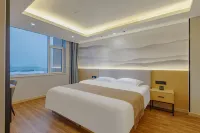 Four Seasons Atour Hotel Rizhao (Shanhaitian Tourism Resort)