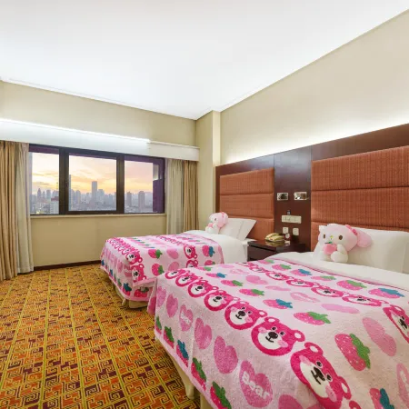 Dalian Kyushu International Hotel (Railway Station Zhongshan Plaza) Отели рядом с достопримечательностью «Даляньская телебашня»