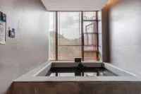 Guanxi Hot Spring Hotel - suối nước nóng
