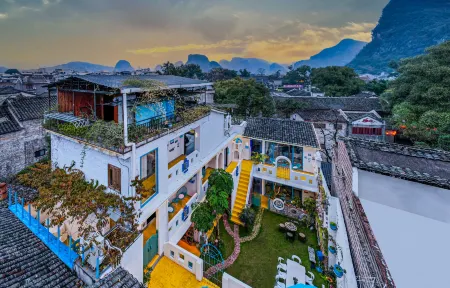 Huangyao Ancient Town Secret Manor Hotel (Gaoshiqiyu Branch) Отели рядом с достопримечательностью «With Dragon Bridge»