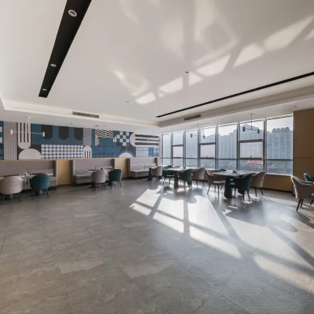 Aifeel Hotel (Lvliang Century Square)