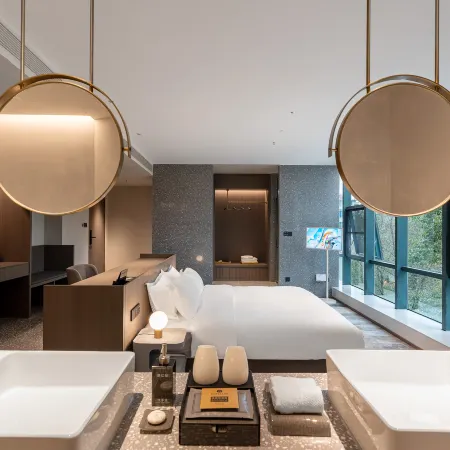 Linhai Jingjiangli City Light Stay (Yintaicheng Yaoda Department Store)