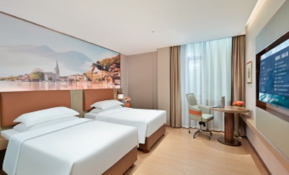 Vienna Hotel (Shanwei Feicuiwan, Erma Road Food Street)