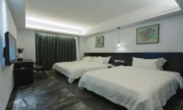 Zhangjiajie Niujiabu Modern Inn (Tianmenshan National Forest Park)