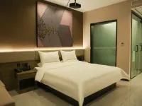 IU Hotel Ulanqab Liangcheng Branch Hotel di Liangcheng