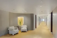 Jimiyun Hotel (Qingdao Golden Beach Wuyue Plaza) - Romantische