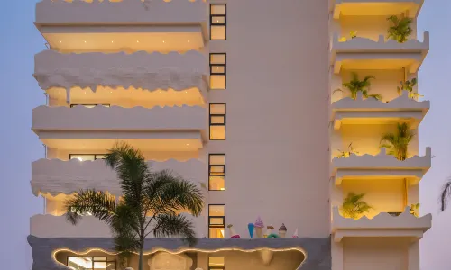 Xishuangbanna Yunqi Yisu Jiangjing Hotel