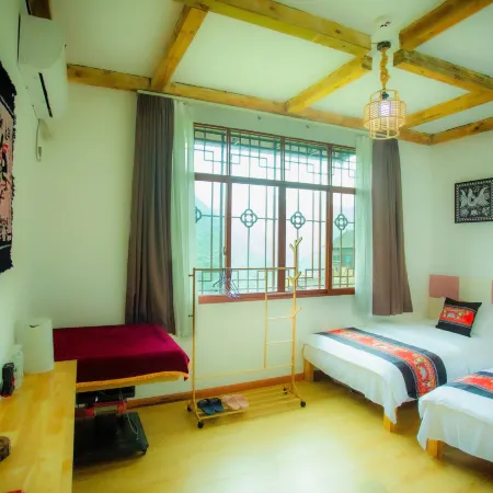Qinglin Miao She (Nanhua Miao Village Resort Store)