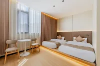 Jindu Hualong City Light Luxury Hotel - 2 stjerner