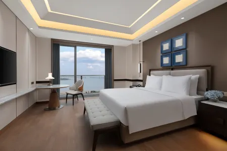 C&D Hotel Donghai Quanzhou Отели рядом с достопримечательностью «Huaxiang Alley»