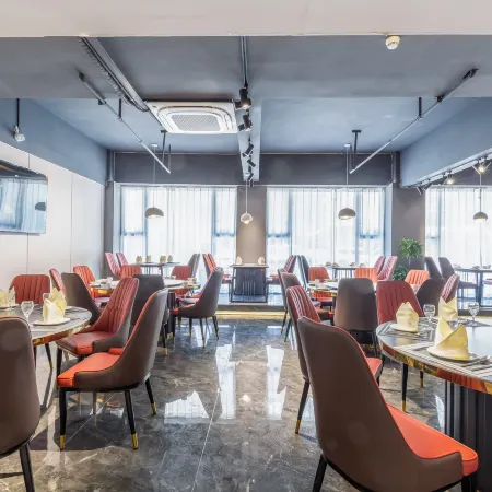 Jisheng Hotel