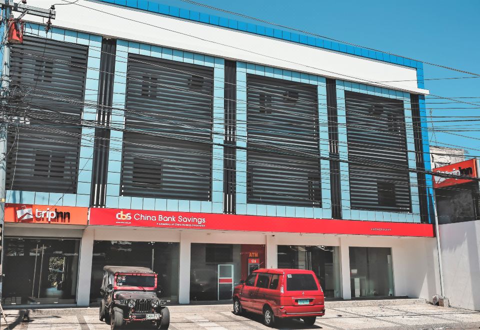 레가스피 시내 및 마욘 화산 조망