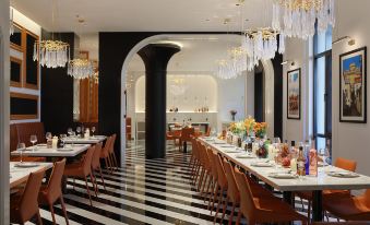 Z Hotel (Shangri-La Dukezong Ancient City)