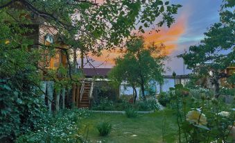 Huocheng Jianshu B&B (Jieyou Princess Lavender Farm)