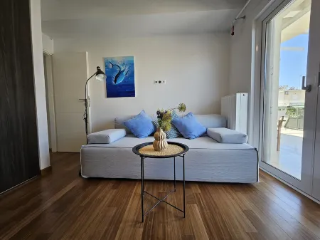 Quiet House-Athens Center 100 Meters Balcony on the Top Floor Отели рядом с достопримечательностью «Храм Гефеста»