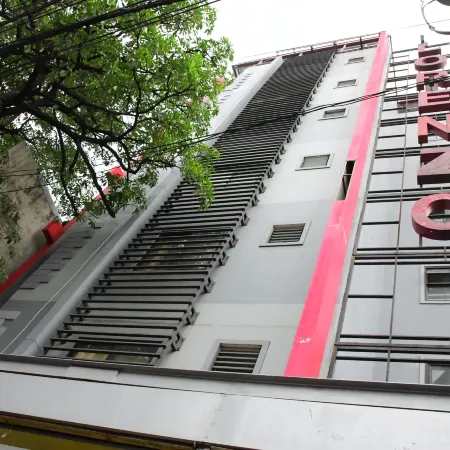 Arzo Hotel Makati