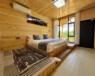 Huocheng Guozigou Shuimu Countryside Villa - بار