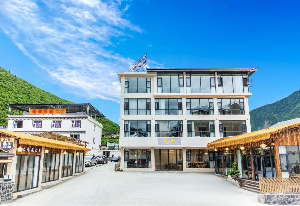 hotel overview picture