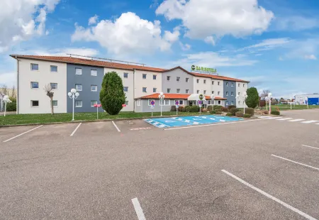 B&B Hotel Mulhouse Kingersheim Отели в г. Люттербах