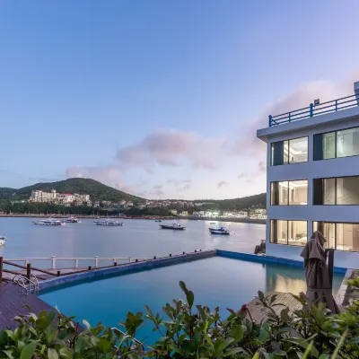 Cliff Mountain and Sea Residence Hotels near Wushitang