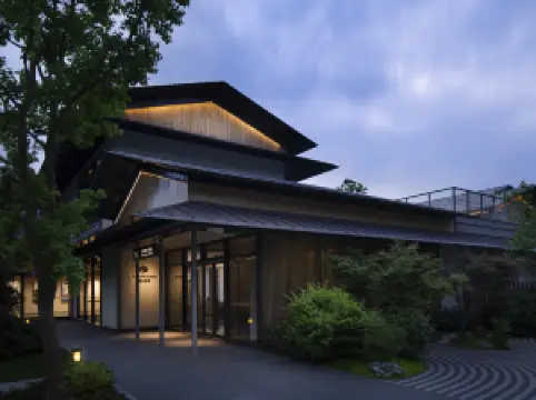 Qianli Zou Danqi Ganlushan Homestay (Wuhan Ganlushan Wenchuangcheng)