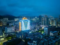 Zhuhai Jingzhi Hotel (Lovers Road Middle Road Sun Moon Bay Branch) Hotels near Jiefangwanshanqundaolieshi Monument