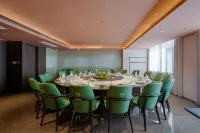 Huada Hotel