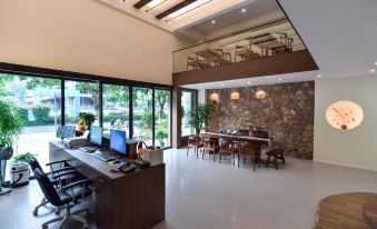 Wuyue Inn Residence