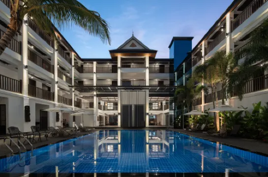 傣王宮泰式風情酒店（告莊星光夜市大金塔店）