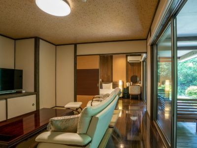 ペット不可[一葉]岩露天風呂付・戸建二間離れ[スーペリア][和洋室][禁煙][夜景ビュー] 旅籠彩くらの写真