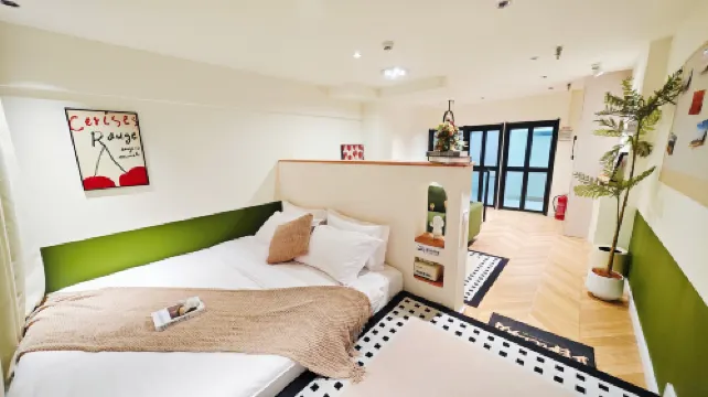 Luming Waterfront B&B (Zhangye West Railway Station) - balcony