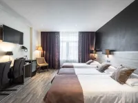 Boutique Hotel Milano Rotterdam-Centre Hotels near Overschie