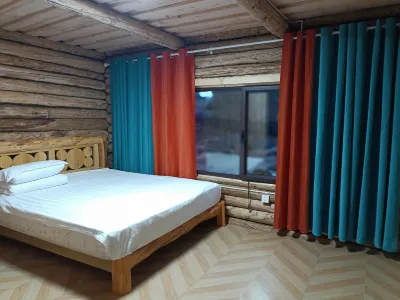 Alihaer Homestay Hotel dekat Kanas Scenic Spot