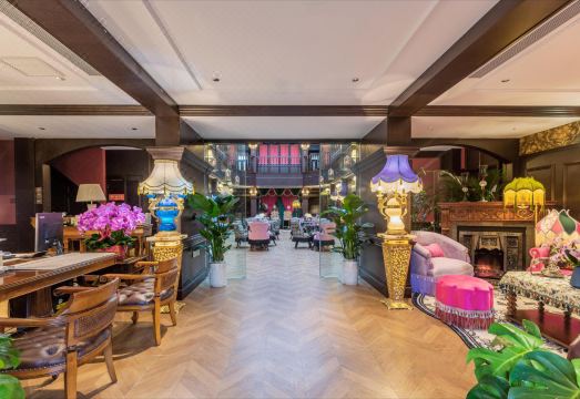 베이징 호텔 내부 전경