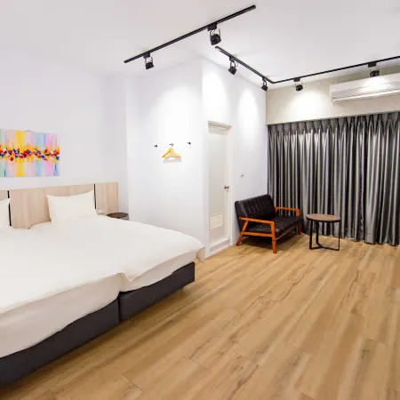 Chao Hostel