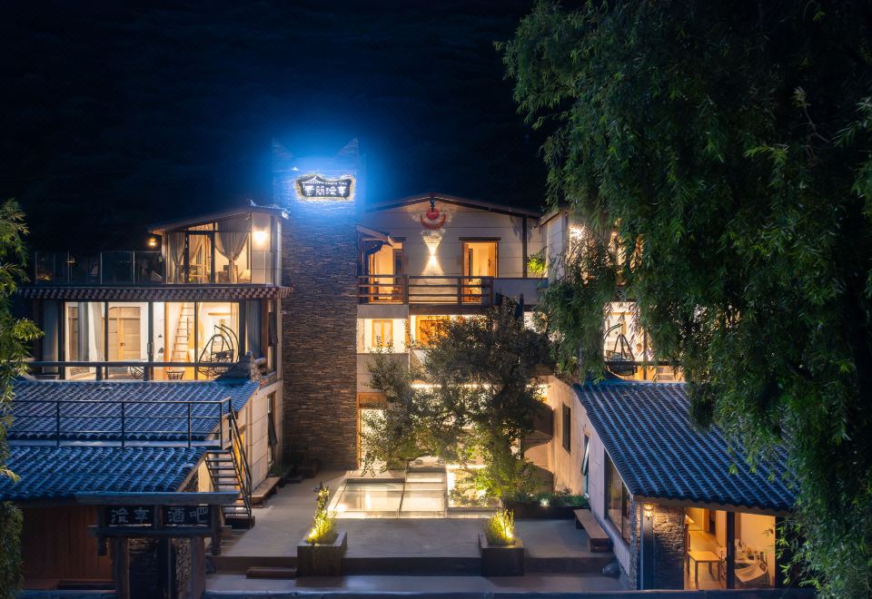 hotel overview picture