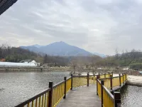 Lu'an Yinghuaxipian Homestay - con vistas a la montaña