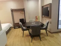 Royal Garden Hotel