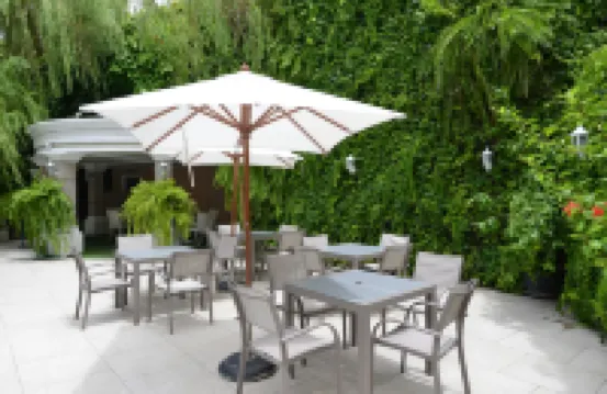 The Beverly Hotel Pattaya Hotel berhampiran Walking Street