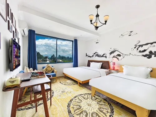 Yangshuo Yizhong Hotel (Impression Liusanjie Scenic Area)