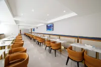 H Hotel (Xuchang Wanda Fat Donglai Angel City) - breakfast