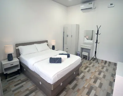 The Happiness Sun Suites Hotel a 