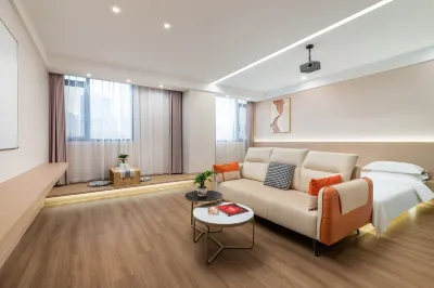 Yunshang Hotel Hotels near Binjiang Park