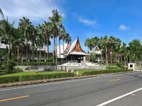 Natai Beach Resort - parking
