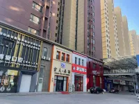 Panjin 90 Back Apartment Hotels in Oilfield New Mart/Yinzuo Plaza