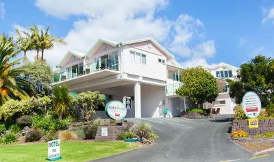 Admirals View Lodge Hotels near Paihia Beach