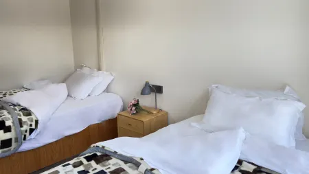 Gap Time Hotel
