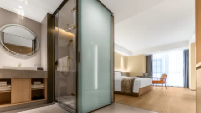 화청 인터내셔널 호텔 (샹양 월마트 민파 플라자 지점)