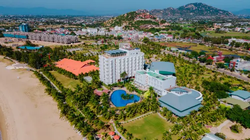 Saigon - Ninh Chu Hotel & Resort Hotels in Phan Rang-Thap Cham